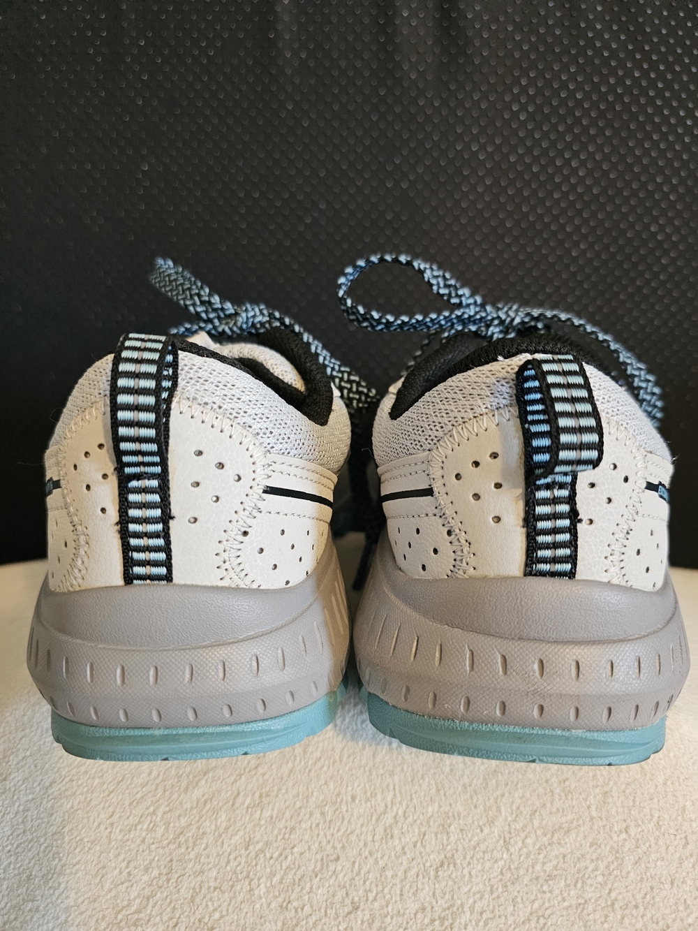 SAUCONY Wmns Excursion TR16 Colorway Fog/RainFall Trail Running Shoes SZ 6.5. - Picture 7 of 16